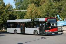 Rheinbahn 8011 auf der Linie 757 in Ratingen Ost.
26.9.2009
