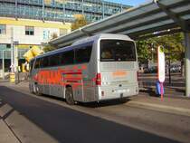 Ein Mercedes Tourismo an der Haltestelle Hauptbahnhof. Der Bus ist nicht aus dem Saarland. Das Foto wurde am 26.09.2009 aufgenommen.