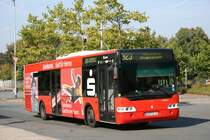 HCR 38 am 27.9.2009 auf der Linie 323 Richtung Bickern Knappenstr.
am HBF Wanne Eickel.
Werbung: Sparkasse Herne