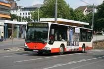 SW Bonn 9721 BN SW 4183 (ex HHA Hamburg 1816 HH-FC 1816)
auf der 603 Richtung Bechlinghoven.
Werbung: SWA
Bonn HBF Juli 2009
