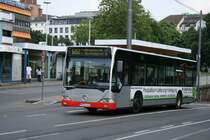 SW Bonn 0001 BN-SW 4165 auf der 602 nach Bonn Tannenbusch.
Werbung: www.Rasenrolle.de
Bonn HBF Juli 2009