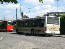 MAN Niederflurbus 2. Generation auf der Linie 369 am Bahnhof Ahrensburg.