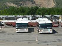 29.09.09,Flughafenbusse von COBUS auf den Aeropuerto Internacional Es Codolar von Eivissa.