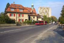 In Bmpliz fhrt BE 572 264 am 26.09.2009 so langsam seinem Ziel entgegen.