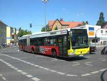 Mercedes-Benz O 530 II (Citaro Facelift) auf der Linie X83 nach Lichtenrade Nahariyastrae an der Haltestelle Lankwitz Kirche.