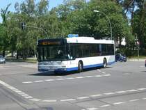 MAN Niederflurbus 2. Generation auf der Linie 623 nach Gterfelde am U-Bahnhof Oskar-Helene-Heim.