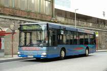 Wessels MW 583 am HBF Duisburg auf der Linie 921.
September 2008