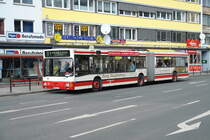 SW Marburg 63 mit der Linie 7 am HBF Marburg.
Werbung: Burg Staufenberg
Mai 2007
