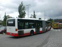 Mercedes-Benz O 530 I (Citaro) auf der Linie 9 nach U-Bahnhof Wandsbek Markt am Bahnhof Tonndorf.