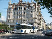 TL  -  NAW / Lauber Trolleybus 792 mit Anh�nger kurz vor der Wendeschleife Montbenon in Lausanne am 18.8.2009
