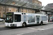 M�Bus 0604 zum Flughafen auf der Linie 010 am ZOB in M�nchengladbach.
10.9.2009