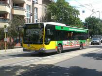 Mercedes-Benz O 530 II (Citaro Facelift) auf Betriebsfahrt an der Haltestelle Wei�ensee Berliner Allee/Rennbahnstra�e.