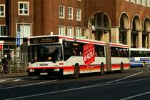 EVAG 3768 vor dem Haus der Technik am HBF Essen.
Werbung: VRR Monatstickets