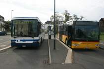 BSF, Hochdorf, Nr. 12 (LU 177'434, Scania/Hess L94UB, 2006) und PU H�sler, Rickenbach, LU 233'806 (MB Citaro Facelift �, 2008) am 21.10.2009 in Berom�nster.