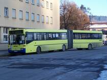 MB O 405 G Nr 300 am Bahnhof am 27/11/08.