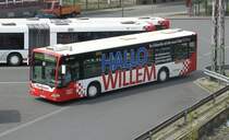 Hummert OS ZZ 535 steuert den Pausenplatz Osnabr�ck HBF an.