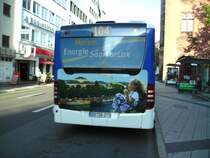 Dieses Foto zeigt leider nur das Heck eines der neuen Citaro Erdgasbusse. Trotzdem finde ich die Werbung auf dem Foto sehr sch�n. Sie zeigt das Saarbr�cker Staatstheater. Das Foto habe ich am 27.10.2009 an der Haltestelle Saarbr�cken Rathaus aufgenommen.