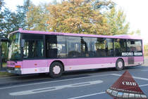 Unfall: Stra�enbahn f�hrt in einen Linienbus.