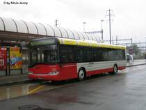 Solaris Nr. 201 war der erste Solaris Urbino 12 den die damaligen Winterthurer Verkehrsbetriebe (Juni 04 in Stadtbus Winterthur umbennat) am 26.8.02 seinen planm�ssigen Betrieb aufnahm. Wegen seiner schwachen Bremse kommt er nur selten auf der Linie 10 zum Einsatz. Aber am 9.7.07 konnte ich ihn beim Bhf. Oberwinterthur auf dieser Linie fotografieren.