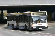 ETP C EP 121 (Ex EVAG 3248) mit der Linie 196 zum Essen Westbahnhof am Porscheplatz.
28.10.2009