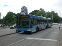 Mercedes-Benz O 530 II (Citaro Facelift) auf der Linie 5 nach Hauptbahnhof/ZOB am U-Bahnhof Stephansplatz.