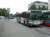 Mercedes-Benz O 405 N� auf der Linie 36 nach Berner Heerweg am U-Bahnhof Stephansplatz.