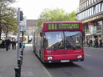 MAN NG 262 (Wagennummer 8218, Baujahr 1997), der Rheinbahn AG D�sseldorf. Aufgenommen am 21.10.2009. Ort: D�sseldorf Hauptbahnhof.