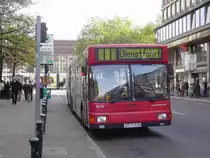 MAN NG 262 (Wagennummer 8218, Baujahr 1997), der Rheinbahn AG D�sseldorf. Aufgenommen am 21.10.2009. Ort: D�sseldorf Hauptbahnhof.