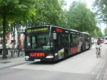 Mercedes-Benz O 530 I (Citaro) auf der Linie 109 nach U-Bahnhof Alsterdorf an der Haltestelle Gerhard-Hauptmann-Platz.