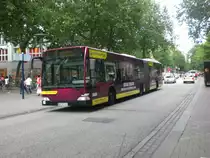 Mercedes-Benz O 530 I (Citaro) auf der Linie 6 nach U-Bahnhof R�dingsmarkt an der Haltestelle Gerhard-Hauptmann-Platz.