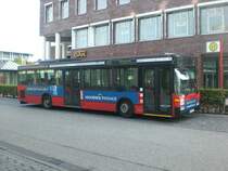 Mercedes-Benz O 405 N (Niederflur-Stadtversion) auf der Linie 494 nach Harksheide Schulweg am U-Bahnhof Norderstedt Mitte.