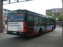 Mercedes-Benz O 530 I (Citaro) auf der Linie 493 nach Glash�tte Markt am U-Bahnhof Norderstedt Mitte.