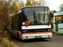 J�tte Reisen OB AJ 1120 (Ex RVM M�nster 90-09) auf dem Abstellplatz in Oberhausen.
September 2007