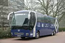 Mannschaftbus des HVS (HH SV 5555).
Aufgenommen vor einem Hotel in Essen.
November 2007