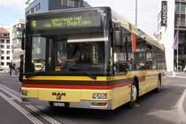 STI Bus BE 543383 mit der Betriebsnummer 83 am Bahnhof Thun im Einsatz auf der Linie 6. Die Aufnahme stammt vom 01.10.2008.