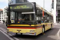 STI Bus BE 543383 mit der Betriebsnummer 83 am Bahnhof Thun im Einsatz auf der Linie 6. Die Aufnahme stammt vom 01.10.2008.