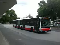 Mercedes-Benz O 530 II (Citaro Facelift) auf der Linie 9 nach Grolohe am U-Bahnhof Wandsbek Markt.