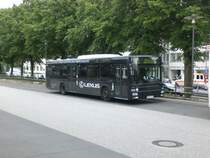 MAN Niederflurbus 2. Generation auf der Linie 262 nach Sorenkoppel am U-Bahnhof Wandsbek Markt.