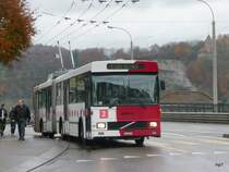tpf - Volvo-Hess Trolleybus Nr.508  FR 300412 unterwegs auf der Linie 2 in der Stadt Fribourg am 09.11.2009