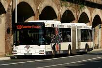 MVG 019 (MH VG 219) mit Werbung f�r die Malerfirma Pogge unterwegs auf der Bahnstr. mit der Linie 133 zur Saarner Kuppe.
9.9.2009 