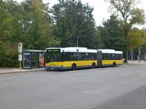 Solaris Urbino auf der Linie X69 nach S-Bahnhof K�penick an der Haltestelle Krankenhaus K�penick/S�dseite.