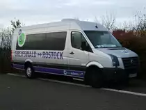 Neuer Linienbus zwischen Rostock und Greifswald steht am ZOB in Hhe Haltestelle Rostock Hauptbahnhof/Sd.(14.11.09)