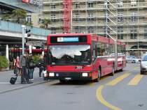 Bern mobil - MAN Nr.201  BE 513201 unterwegs auf der Linie 11 vor dem Hauptbahnhof Bern am 13.11.2009