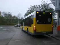 Mercedes-Benz O 530 LE � (Citaro) auf der Linie 240 nach Hauptbahnhof am S-Bahnhof Storkower Stra�e.
