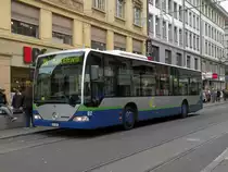 Gastbus aus Lugano mit der Betriebsnummer 812 bedient die Haltestelle Rheingasse auf der Linie 38. Die Aufnahme stammt vom 21.11.2009.