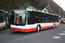Zentralbahn/Dillier Sarnen Nr. 11 (OW 10'121, MAN N313/A20, 2009) am 18.11.2009 in Giswil (Bahnersatz Brnig wegen Bauarbeiten. 