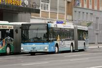 SWM 2017 (MS ST 579) mit Werbung fr die Bad Welt am HBF Mnster mit der Linie 1 nach Amelsbren Sd.
27.6.2009