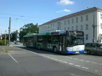 Solaris Urbino auf Betriebsfahrt am Hauptbahnhof.