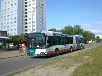 Volvo V7700 auf der Linie 694 nach Hauptbahnhof an der Haltestelle Am Stern Johannes-Kepler-Platz. 
