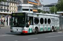 SWB 0618 (BN SW 4211) mit Werbung frs Fraunhofer Institut.
Aufgenommen am HBF Bonn 28.6.2009.